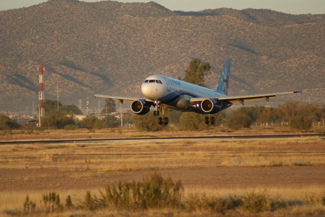 Airbus A320 (XA-XII)