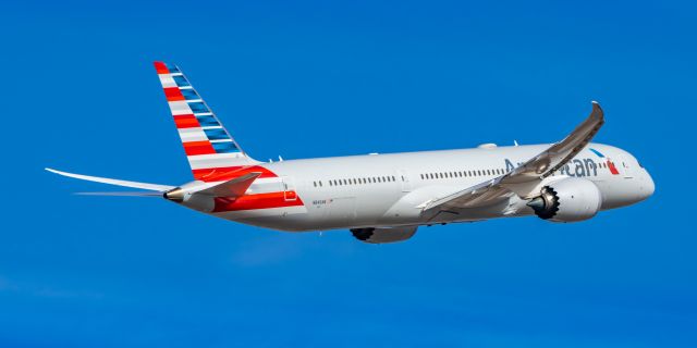 Boeing 787-9 Dreamliner (N840AN) - An American Airlines 787-9 taking off from PHX on 2/3/23. Taken with a Canon R7 and a Tamron 70-200 G2 lens.