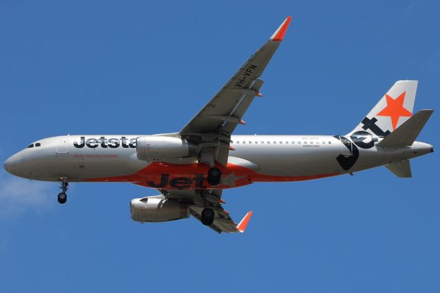 Airbus A320 (VH-VFN)