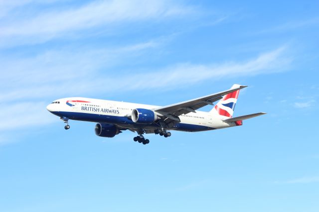 Boeing 777-200 (G-VIIT) - British Airways 777-236(ER) on short final to KLAS from ELGW taken Sunday December 27th, 2015.