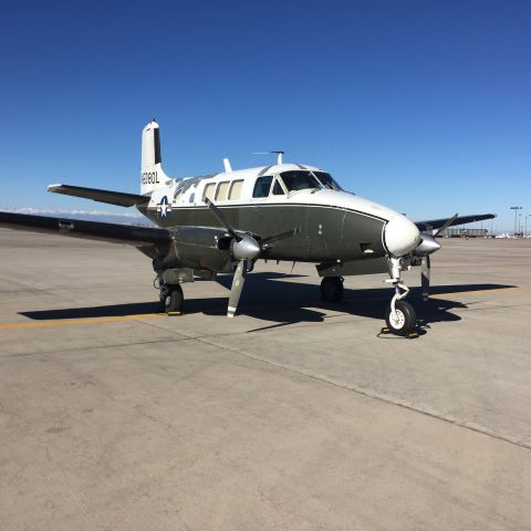 Beechcraft Queen Air (65) (N5080L)