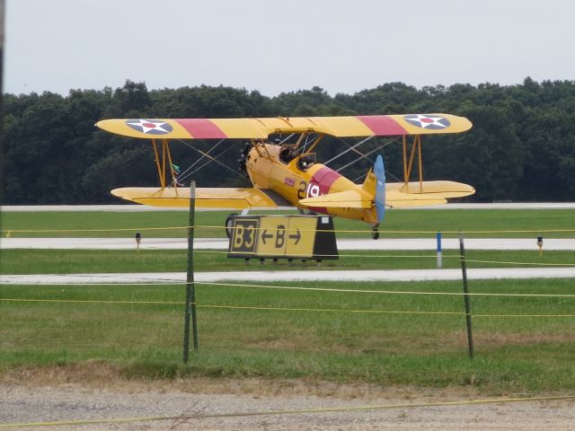 Boeing PT-17 Kaydet (N64S) - Elkhart, IN Warbirds Gathering 2015