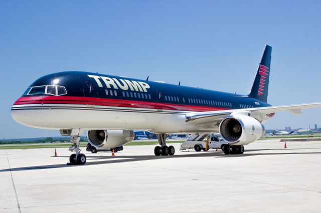 Boeing 757-200 (N757AF)