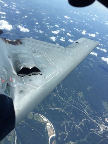 — — - Refueling practice over Missouri on beutiful July day with Ohio ANG.