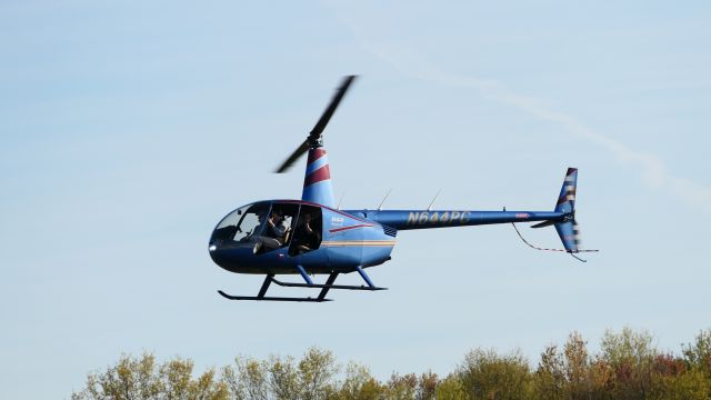 Robinson R-44 (N644PC)