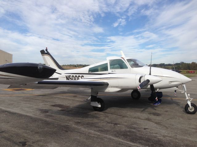 Cessna 310 (N500CC)