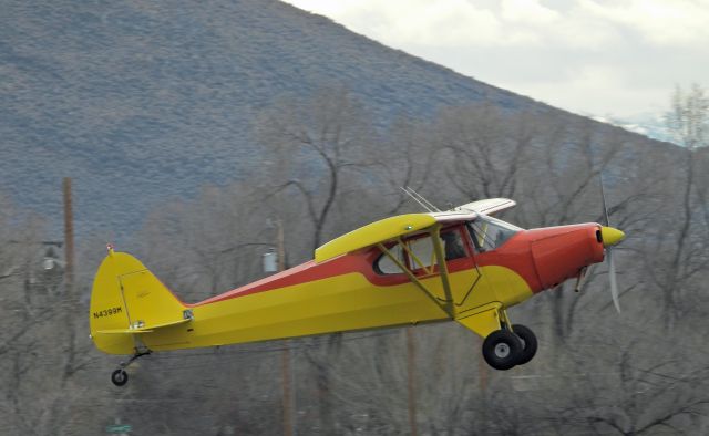 Piper PA-12 Super Cruiser (N4399M)