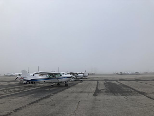 Cessna Skyhawk (N6403V) - Vista Aviation C172RG