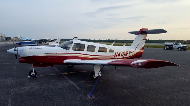 Piper Lance 2 (N419RT)