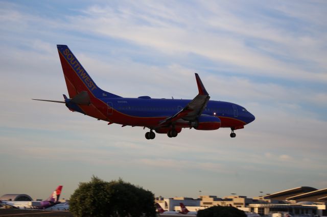 Boeing 737-700 (N415WN)