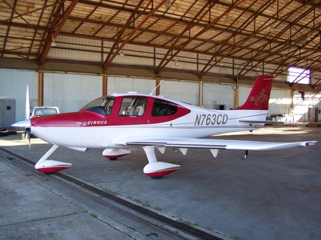 Cirrus SR-22 (N763CD)