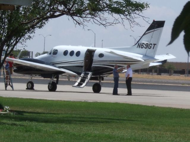 Beechcraft King Air 90 (N69GT)