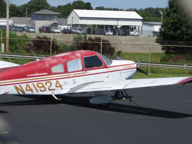 Piper Cherokee (N41924)