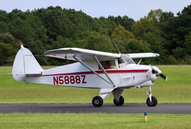 Piper PA-22 Tri-Pacer (N5888Z)