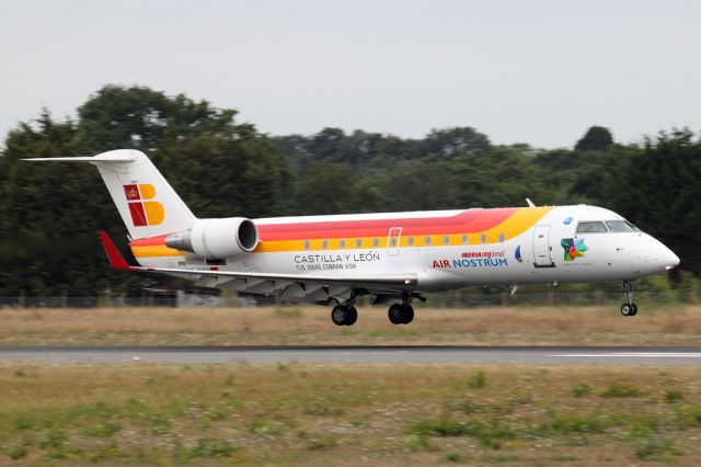 Bombardier CRJ-1000 (EC-IVH)