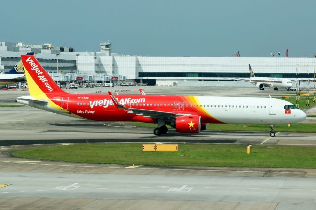 Airbus A321neo (VN-A529)
