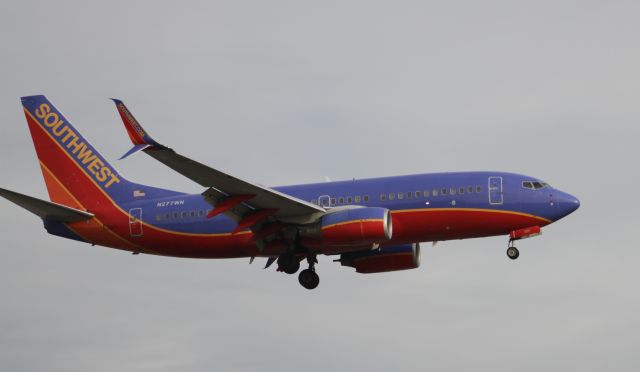 Boeing 737-700 (N277WN)