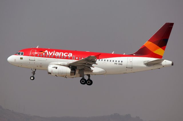 Airbus A319 (PR-ONQ)