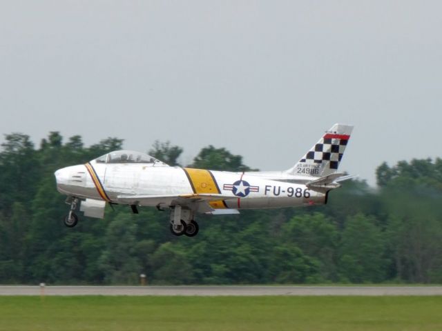 North American F-86 Sabre (N188RL)