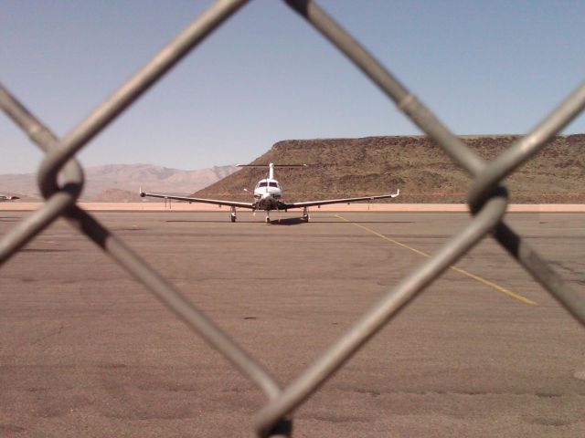 Pilatus PC-12 (N33JA) - Note the recent STC 5-blade