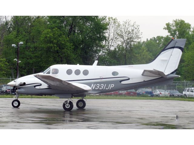 Beechcraft King Air 90 (N331JP) - Reliant Airs King Air 90.