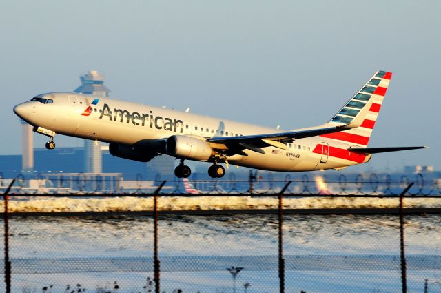 Boeing 737-800 (N930NN) - Early morning departure off of 22-L