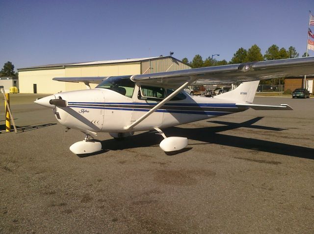 Cessna Skylane (N71866)