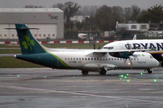 ATR ATR-72 (EI-HDH) - Taxiing to Stand 51R on 1-Jan-24 operating flight EAI3351 from EGNT.