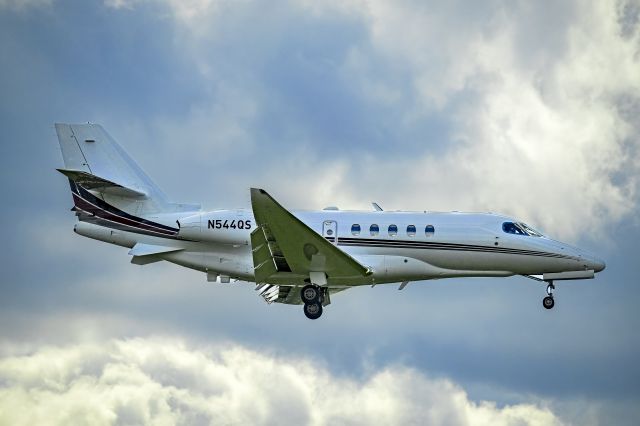 N5440QS — - Landing during 2025 Masters week.