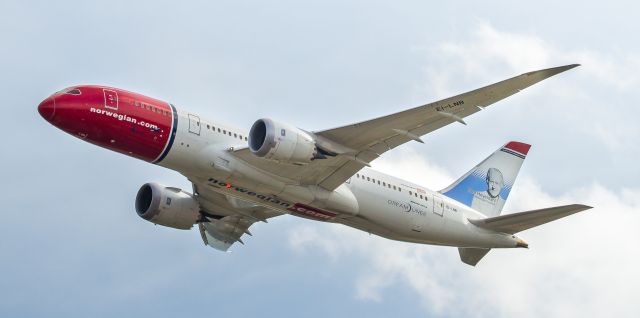 Boeing 787-8 (EI-LNB)