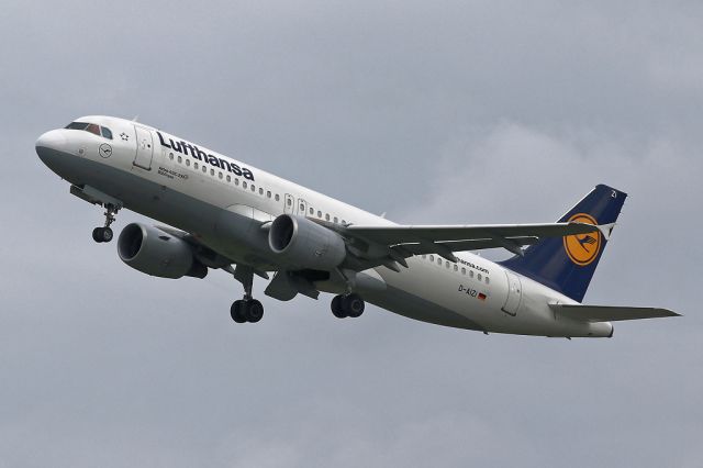 Airbus A320 (D-AIZI) - DLH941 departing for Frankfurt