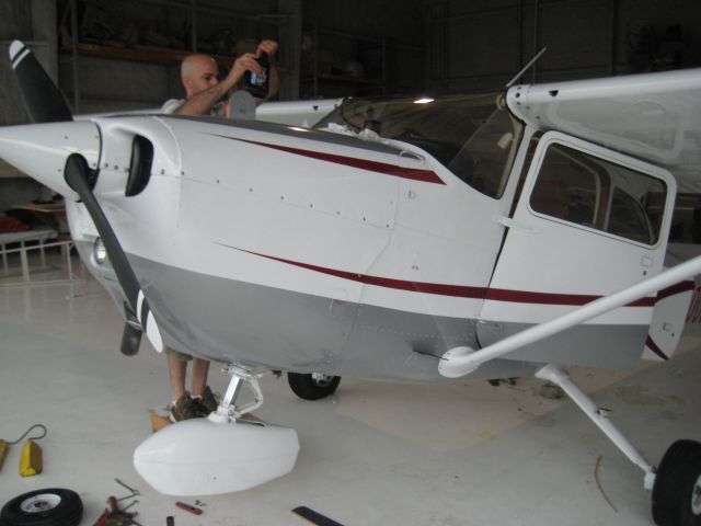 Cessna Skyhawk (N5200D)