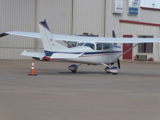 Cessna Skylane (N2884Y)