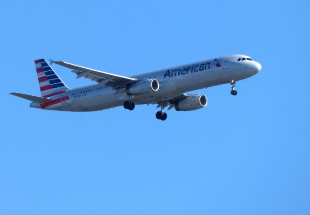 Airbus A321 (N973UY) - Shown here is an American Airlines Airbus A321 on final in the Winter of 2018.
