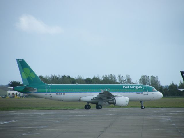 Airbus A320 (EI-DEM)