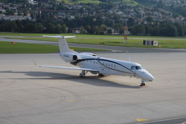 Embraer ERJ-135 (D-AVAN)