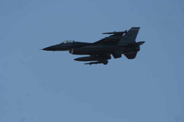 — — - F-16 from 115th Fighter Wing Drops 500 Pound bomb at Hardwood Range Central WI