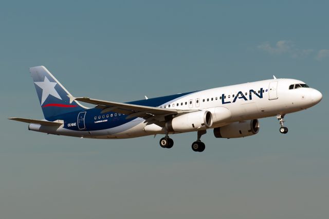 Airbus A320 (CC-BAE)