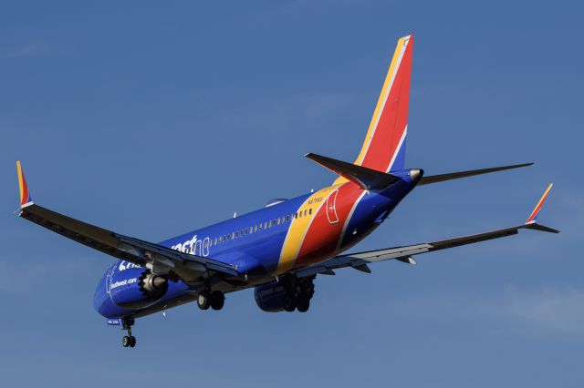 Boeing 737 MAX 8 (N8756S)