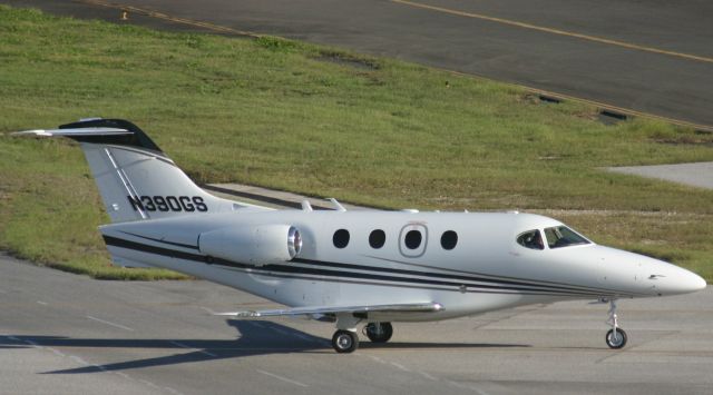 Dassault Falcon 2000 (N390GS)