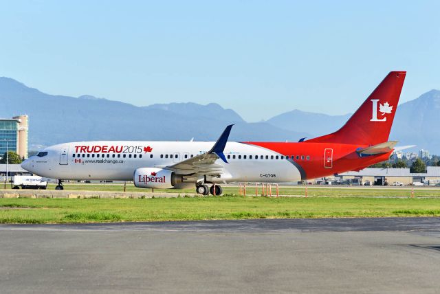 Boeing 737-800 (C-GTQB) - Special livery. Chartered by the Liberal Party of Canada for the 2015 Federal Election Campaign. 