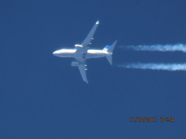 Boeing 737-700 (N24715)