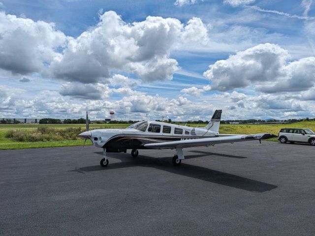 Piper Saratoga (N480BL)