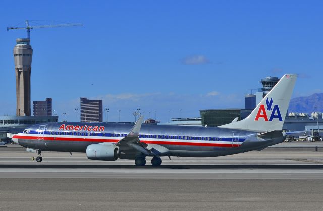 Boeing 737-800 (N884NN) - N884NN American Airlines 2012 Boeing 737-823 - cn 33222 / ln 3914 - Las Vegas - McCarran International (LAS / KLAS)br /USA - Nevada, February 27, 2014br /Photo: Tomás Del Coro