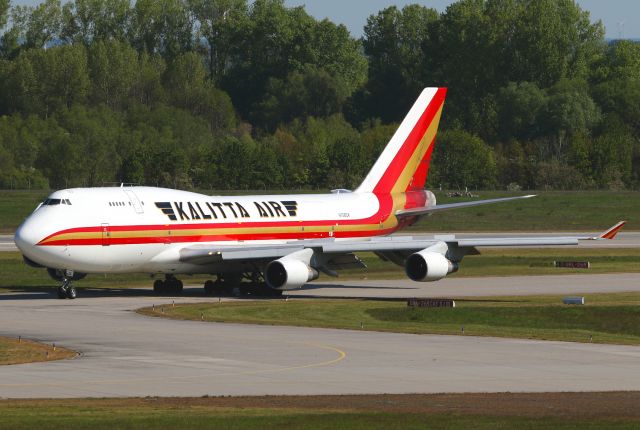 Boeing 747-400 (N708CK)