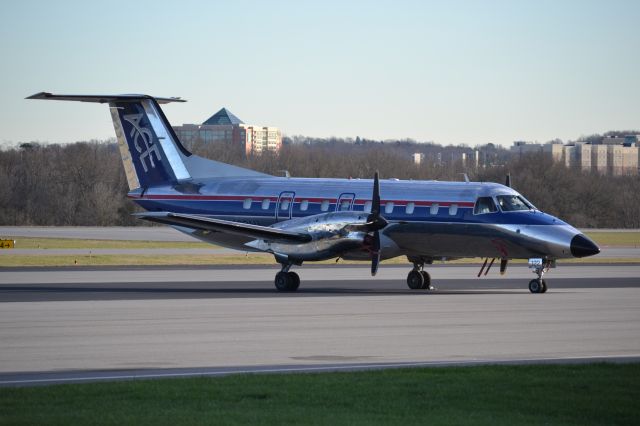 Embraer EMB-120 Brasilia (N122HL) - HAMMER AIRCRAFT LEASING LLC (Freight Runners Express / FRG52) - 1/11/16