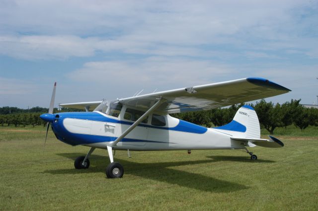 Cessna 170 —