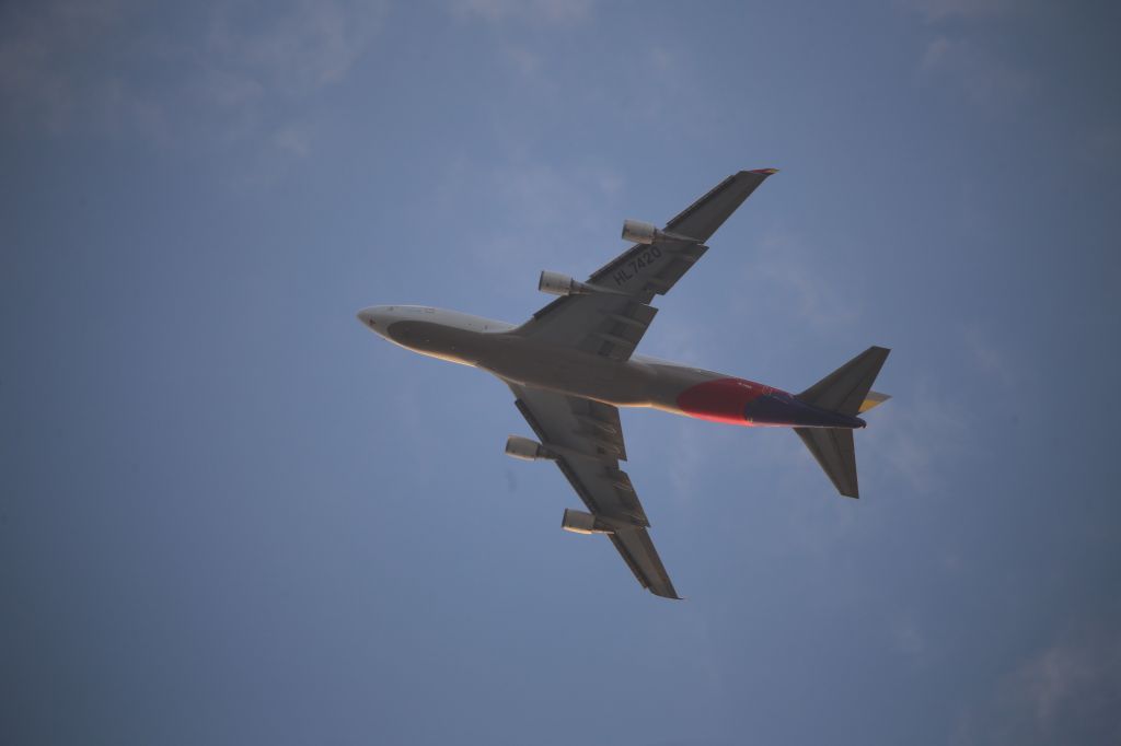 Boeing 747-400 (HL7420)