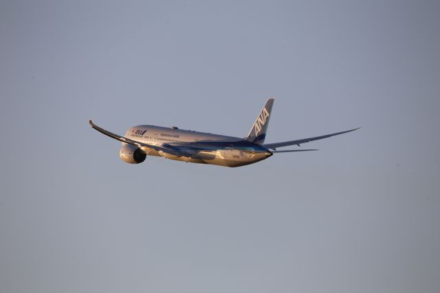 Boeing 787-9 Dreamliner (JA932A)