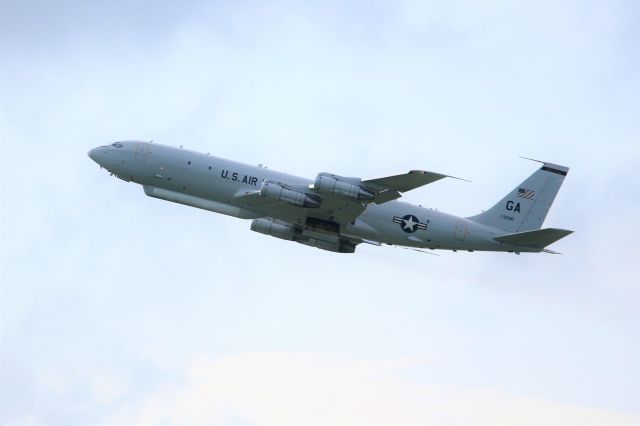 Boeing 707-300 (92-3290)